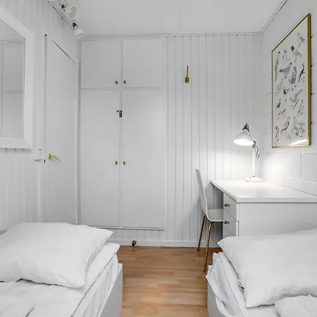 2 Bedroom Cozy In Блокхус