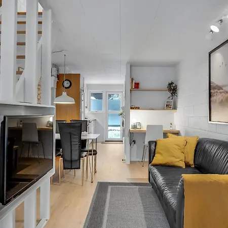 Amazing In With Kitchen