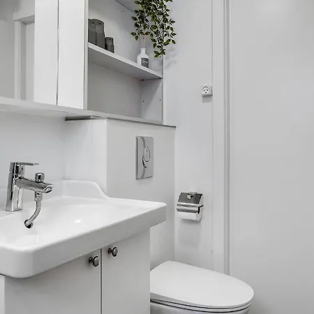 2 Bedroom Cozy In Апартаменты Блокхус