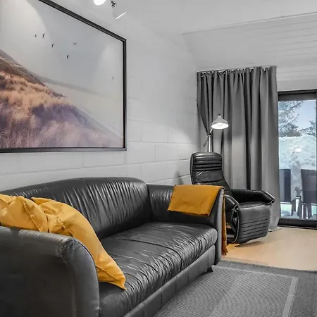 2 Bedroom Cozy In Apartment Blokhus