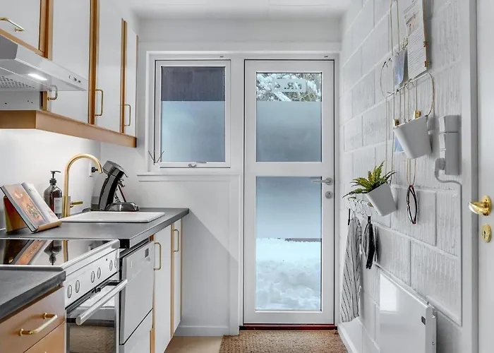 Apartment 2 Bedroom Cozy In Blokhus