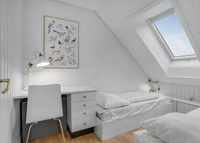 2 Bedroom Cozy In *